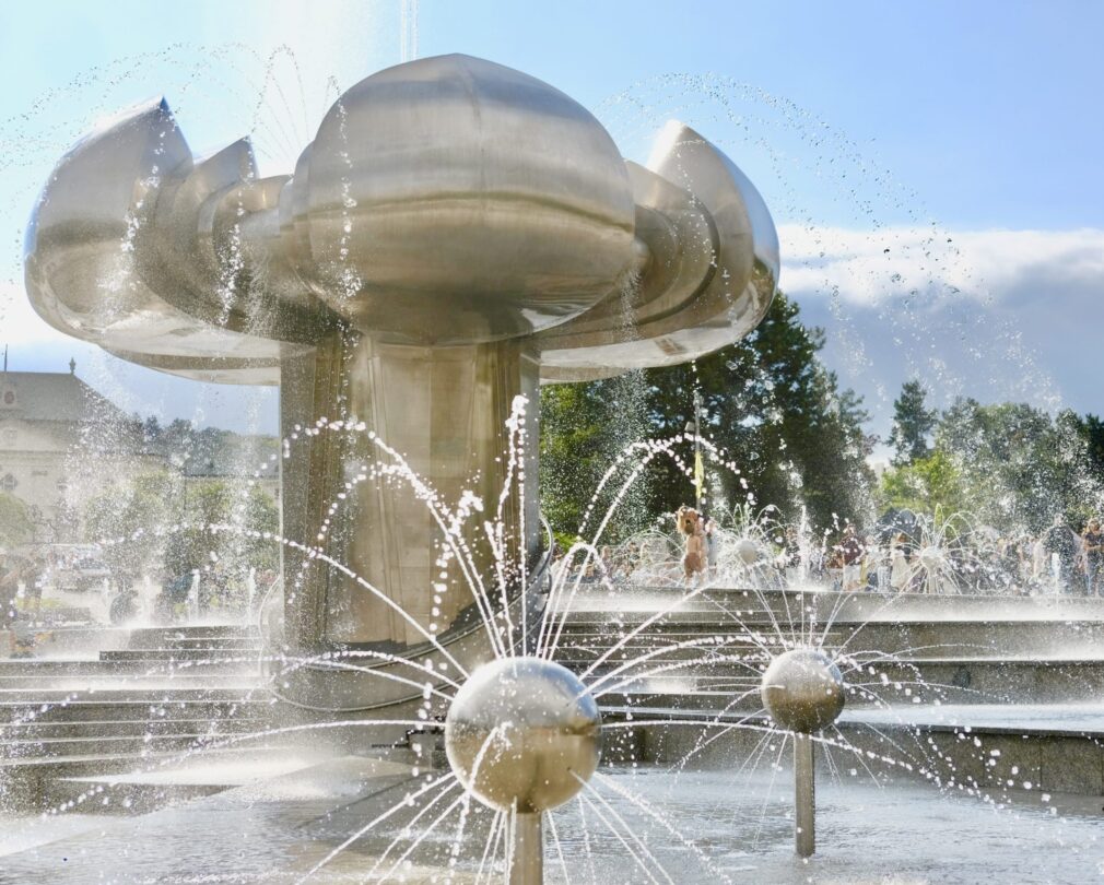 Good Hood: Fontána Družba