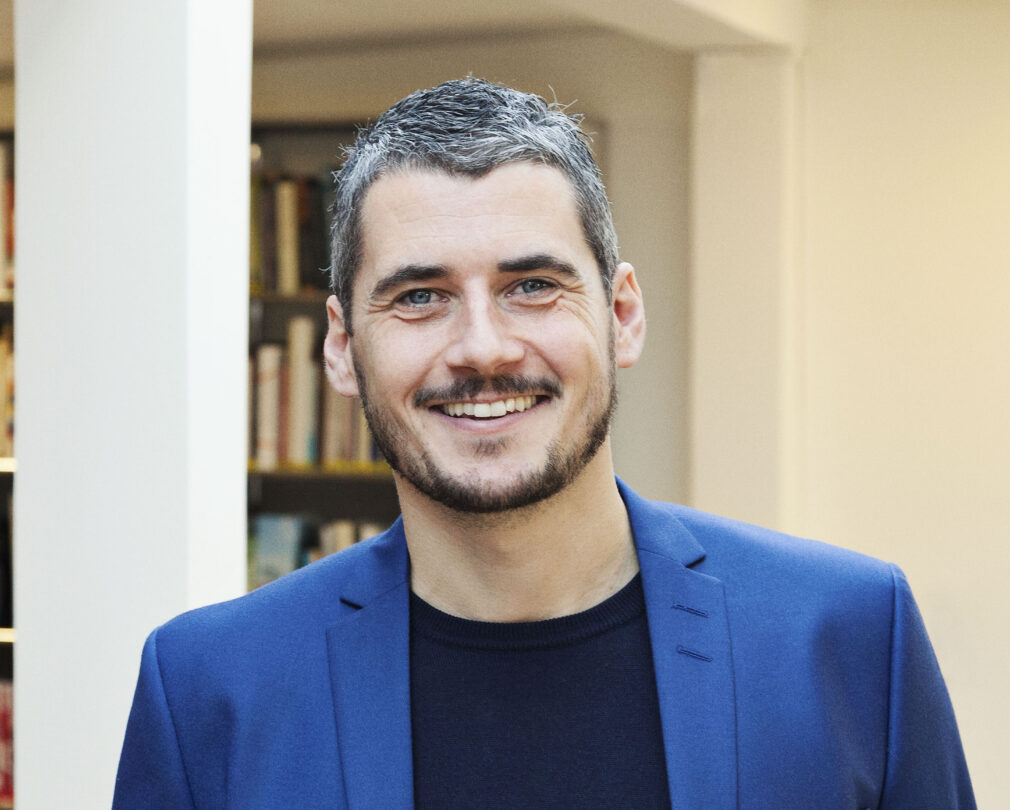 START WITH CHILDREN: Kristian Villadsen (DK)