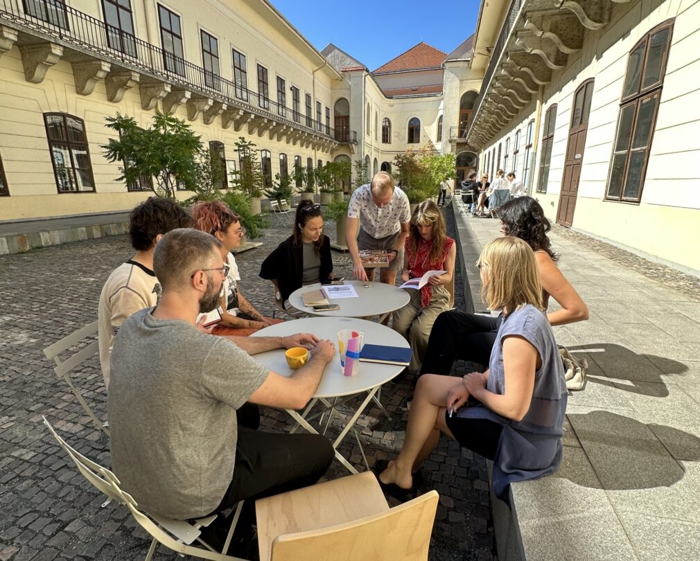 Komunitné bývanie a výzvy v architektúre