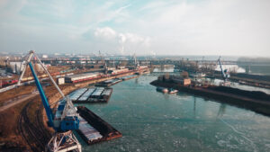 Zimný prístav - dnes neprístupný areál, ktorý sa zmení na živú štvrť, foto: Viktor Gubka